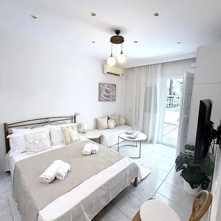 Snezanas Seaside Haven *