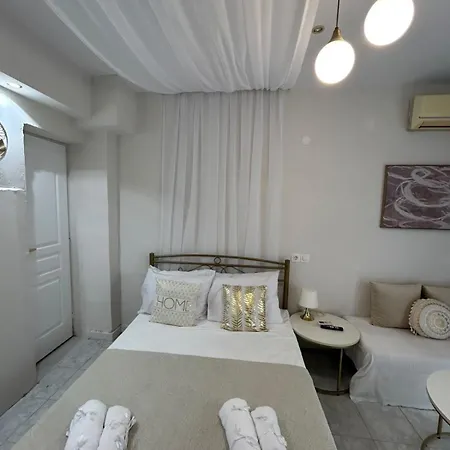 Snezanas Seaside Haven *