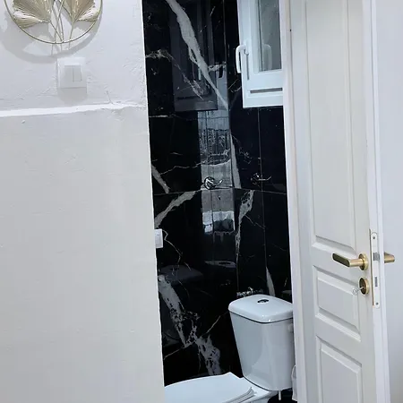 Snezanas Seaside Haven Апартамент Солун