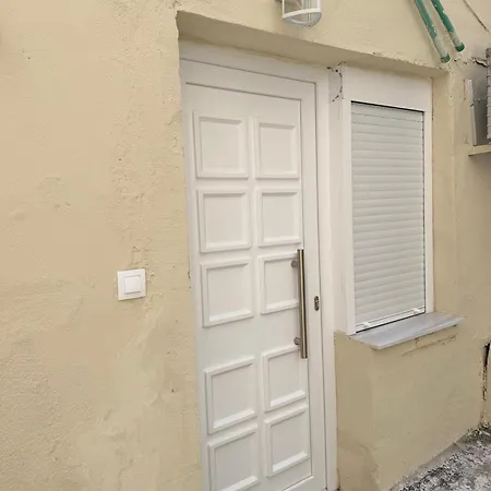 Snezanas Seaside Haven * Солун